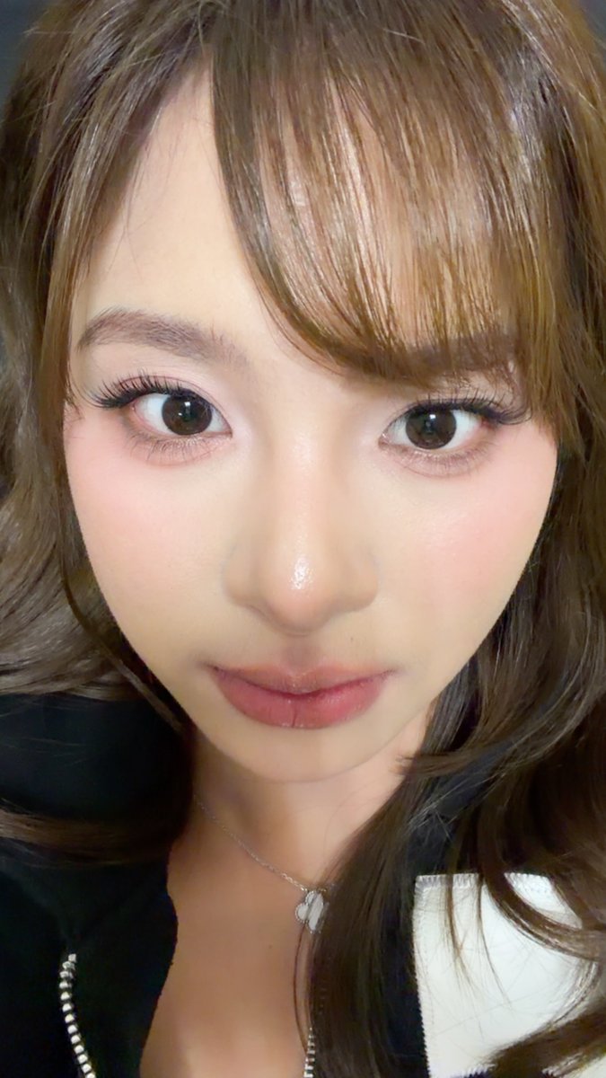 Zee Asadel tweet media