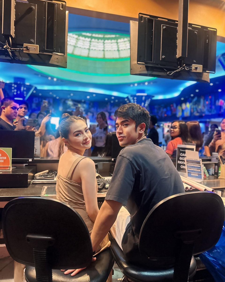 LaylaIbrah903's tweet photo. Mghihintay kmi s pgbblik nyo barda

ENDING BARDA YEAR WITH LOVE 
#YearEndBarDaDay 
#BarDaComeback2026
Happy barDa Day https://t.co/srAWCxsg90