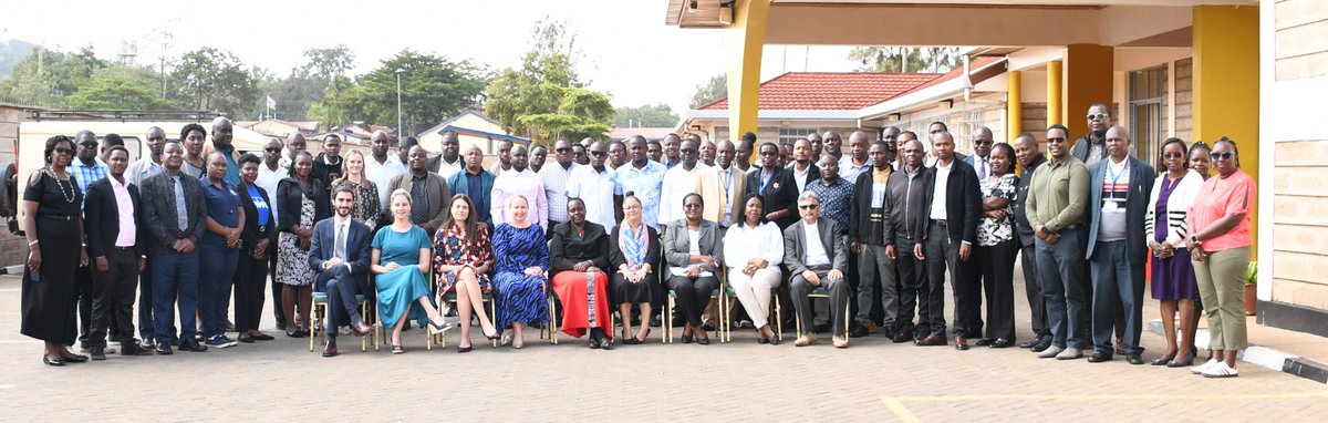 Globally, 360M young people are seeking opportunities for quality education, training and employment.

UNESCO’s Global Skills Academy, a #PPP, is celebrating its first-phase success and launching Phase 2 in Kenya.

With: Microsoft, KPMG and Tablet Academy.
🔽 More on GSA below.