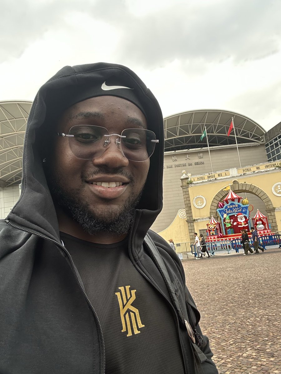 DavidPondja's tweet photo. 🇲🇴 Macau 

- another stamp on that Mozambican Passport https://t.co/fYYQX5OnA8
