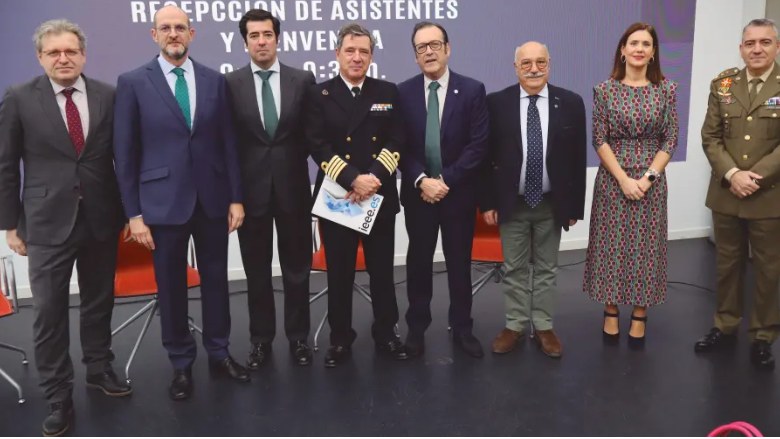 #ActividadesIEEE
El analista CN Abel Romero Junquera entre los participantes de la mesa redonda "Geoestrategia mundial y su influencia en los puertos" celebrada ayer <a href="/caminosupm/">CaminosUPM</a> <a href="/PuertosEstado/">Puertos del Estado</a> 
👇