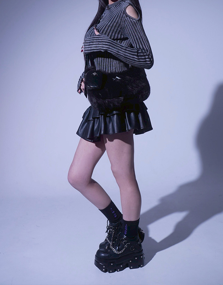NEW ARRIVAL】 REFLEM【レフレム】 ハーフムーンファーショルダー