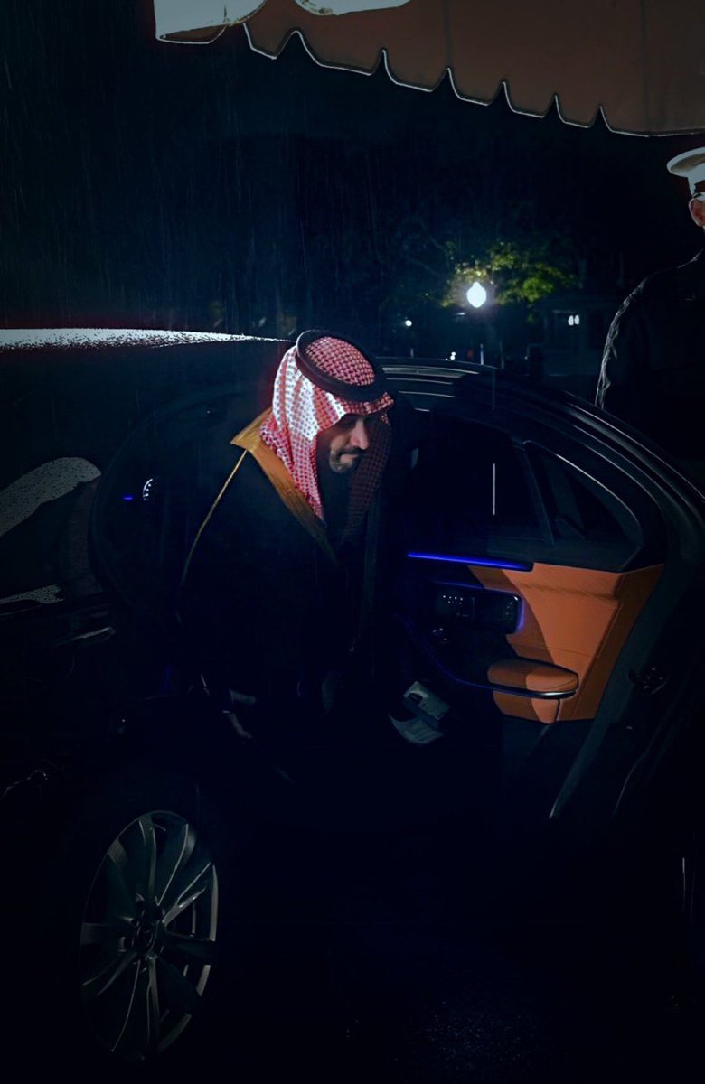 #ولي_العهد 
#محمد_بن_سلمان
#MBS
من نِعم الله علينا 
( محمد بن سلمان )
وبالشكر والحمد تدوم النعم 
الحمدلله والشكر لله على نعمة 
( محمد بن سلمان )
حفظ الله خادم الحرمين الشريفين وحفظ الله لنا محمد بن بن سلمان ولي عهدنا وحفظ الله وطننا ومقدساتنا وحفظ الله شعبنا الأبي العظيم