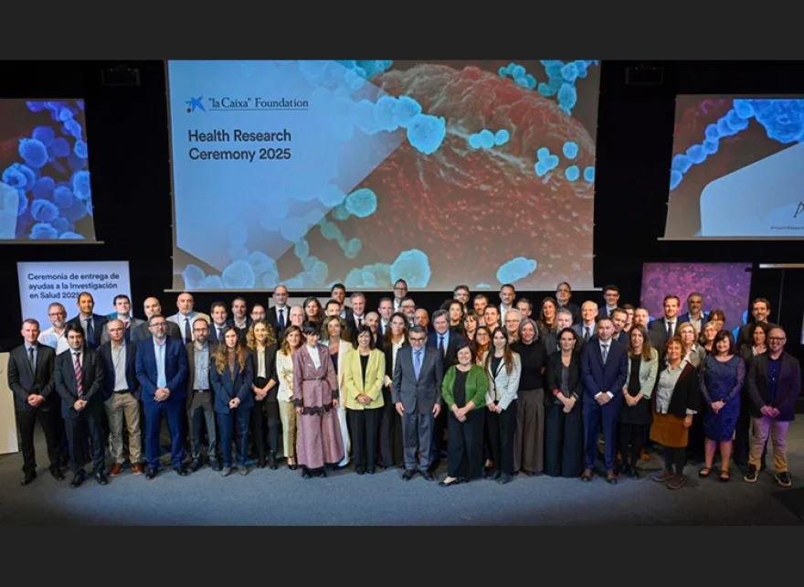 eexcellence's tweet photo. ✨ "Colaboración, talento e innovación", 3 ejes comunes de los 34 proyectos de #InvestigaciónBiomédica premiados por @FundlaCaixa  
https://t.co/iTeV9GfNX4

💥 26 mill € en 2025 para la investigación con #ImpactoSocial ➜🇪🇸+🇵🇹 Convocatoria referente en Península Ibérica #Salud https://t.co/BYIOteSqyc