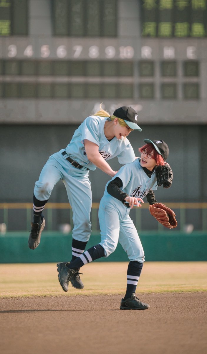 COS.  
二遊間 / 忘却ﾊﾞｯﾃﾘｰ

📷<a href="/YURA_ARUY/">ゆら🚘23🚂25</a>