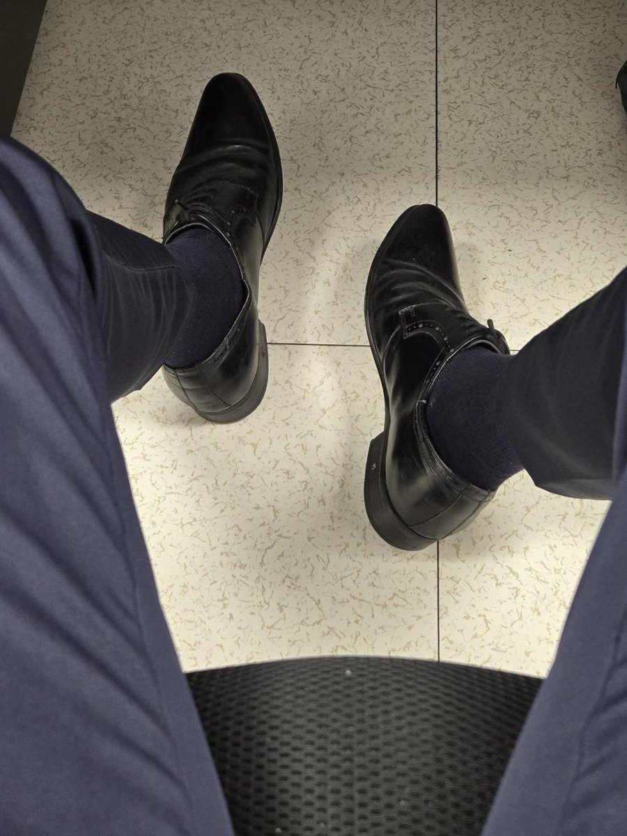 今晚北屯西裝聚會？