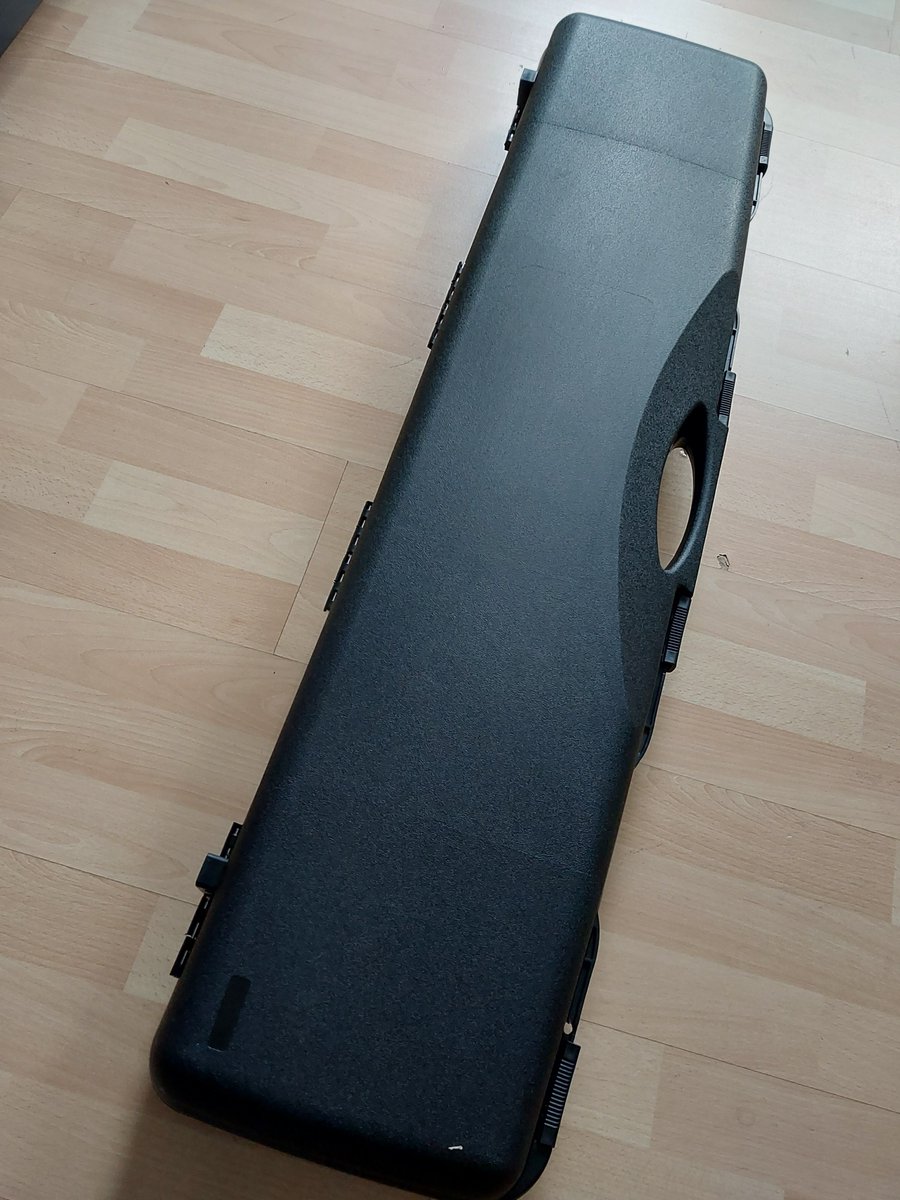 Heute ist meine Drohnenabwehr gekommen.
Nun bin ich bereits besser aufgestellt als die Schweizer Armee. 😪

Natürlich schiesse ich damit nur auf Tontauben.