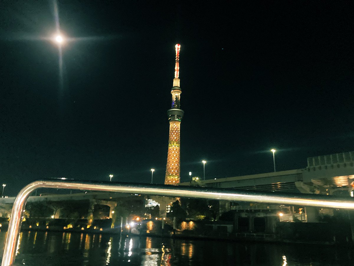 k__children's tweet photo. 人生初の屋形船。

#隅田川
#街の風景 https://t.co/STHBzyMK34