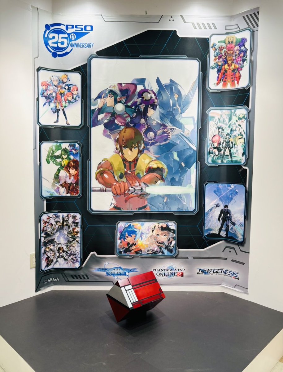KO_1LOW's tweet photo. PSOのPOPUPに仕事で関わらせていただいたのですが、仕事と別でファン作品としてエルノアのジオラマを作らせていただきました。そして展示させていただいたという。
店内はBGMからもう幸せ。青春だったんだなあ、、グッと来る商品から気が狂ったアイテムまで満載なので是非見に行っていただきたい。 https://t.co/br5Y4hTK73