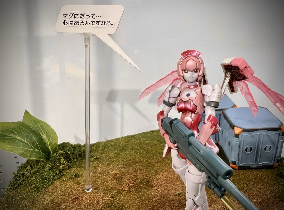 KO_1LOW's tweet photo. PSOのPOPUPに仕事で関わらせていただいたのですが、仕事と別でファン作品としてエルノアのジオラマを作らせていただきました。そして展示させていただいたという。
店内はBGMからもう幸せ。青春だったんだなあ、、グッと来る商品から気が狂ったアイテムまで満載なので是非見に行っていただきたい。 https://t.co/br5Y4hTK73