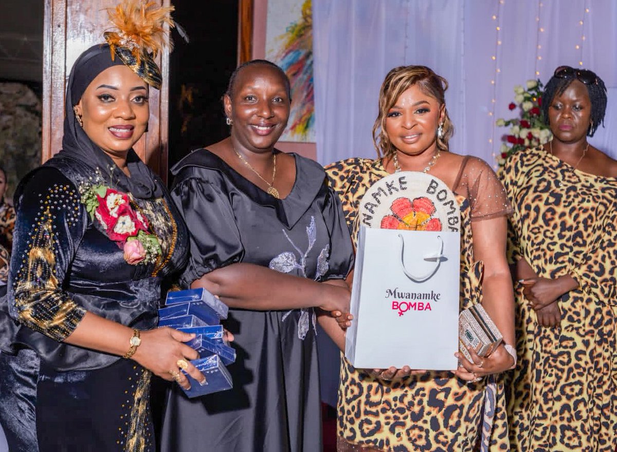 lavishhat's tweet photo. As a family, we are deeply proud of this moment. Mkasi Koba  Being crowned as the Most Dressed Entrepreneur means the world to all of us at Mkercy Finest Collection and Glam, Kombani.
Mwanamke Bomba 2025 Edition was truly electric — full of grace, style, unity, and unstoppable https://t.co/xMNfmq1dbk