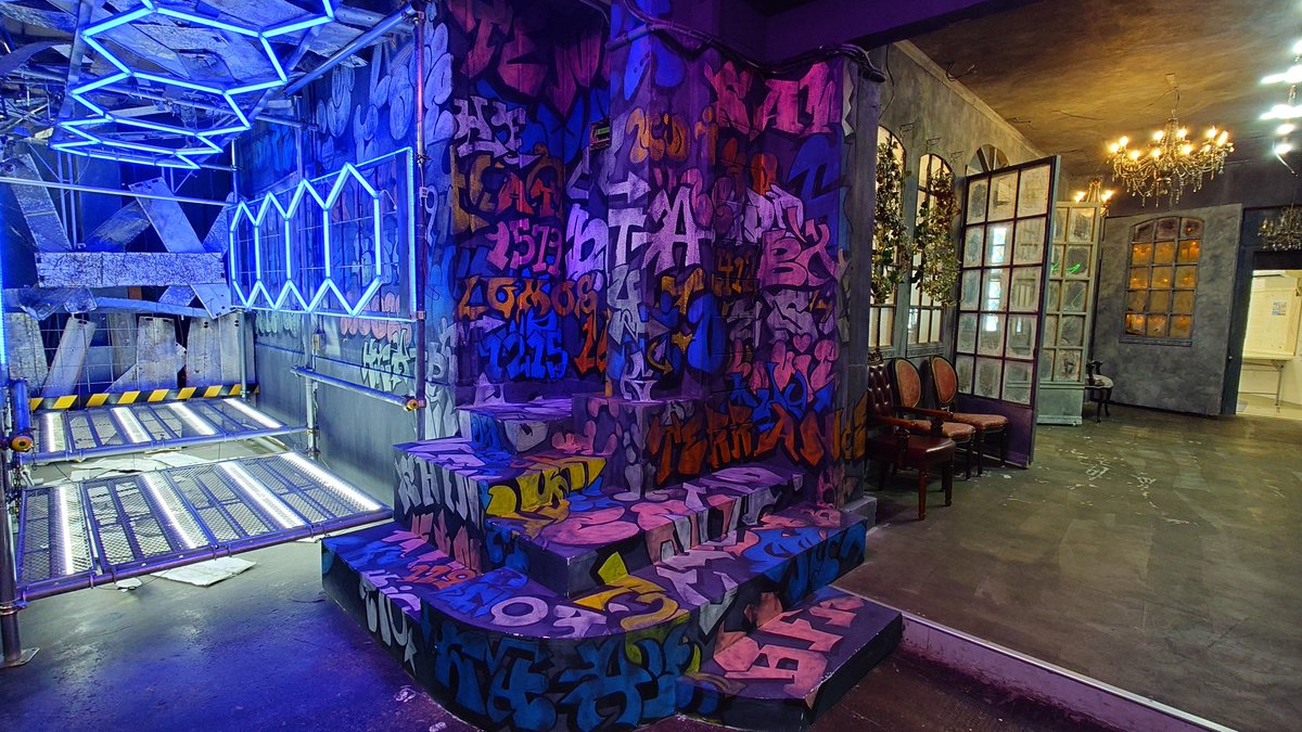 ガラッと雰囲気が変わるスタジオです!!!
いろんなシュチュエーション求めてひと〜🙌😏ぜひきてね！

#コスプレ 
#スタジオ
#創作