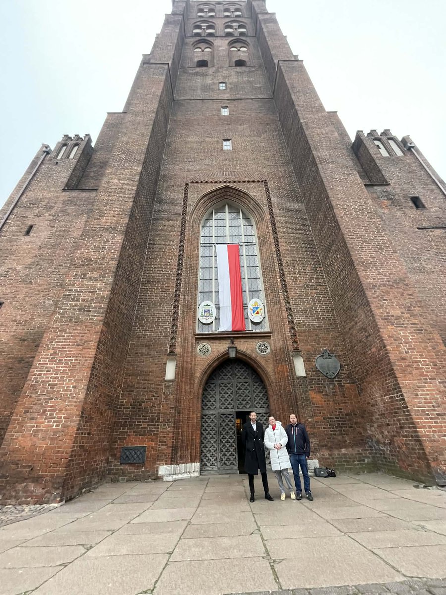#KoronaGdańsk gościła w Gdańsku z Przewodniczącego <a href="/KoronyPolskiej/">Konfederacja Korony Polskiej</a> na Holandię <a href="/DominikKKP/">Dominik Borowiec</a>. Omawialiśmy sytuację Polonii w Holandii gdzie polscy patrioci gotowi są walczyć o Wolną i Niepodległą Polskę.

#Korona rośnie w siłę❗ Szeroki front gaśnicowy zwycięży 💪🧯🇵🇱