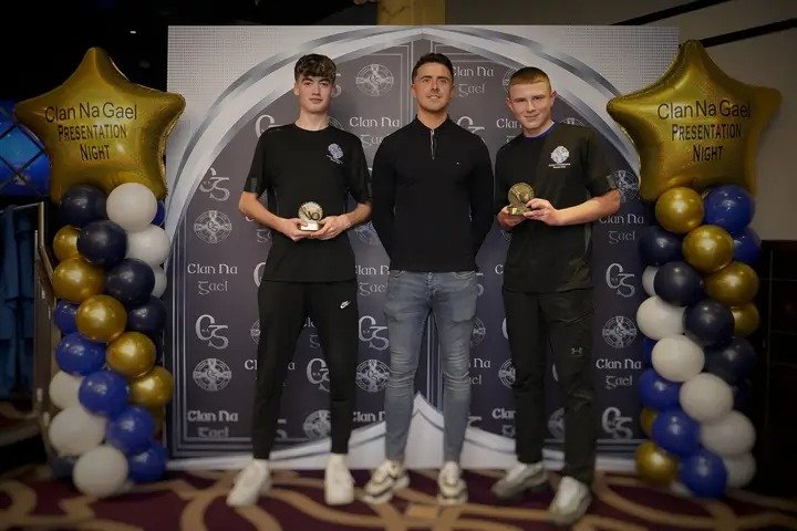 Not a bad wee haul between these two this season:

U14 Div 1 Cship
Feile County title
Feile National title
U16 Div 4 League Shield
U16 Div 1 Cship
U16 Div 1 League
U14 Joint Player of the Year
U16 Joint Player of the Year
#clansabú 💙💙