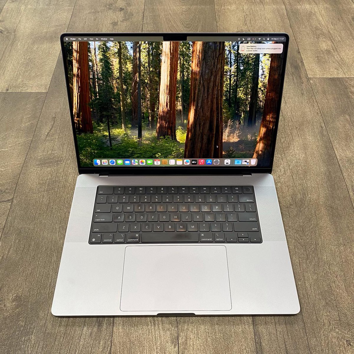 LaptopsArena's tweet image. 2021 MacBook Pro M1 Max 16” 10-Core CPU 32-Core GPU 32GB 1TB SSD Z14W00106LL/A - Space Gray (Excellent)
KSh 195,000.

Call 0721763763 | 0736 763 763
#laptopsarena #applem1max #macbookprom1max #appleradio 
#BomaYanguAnswers Class of 2025