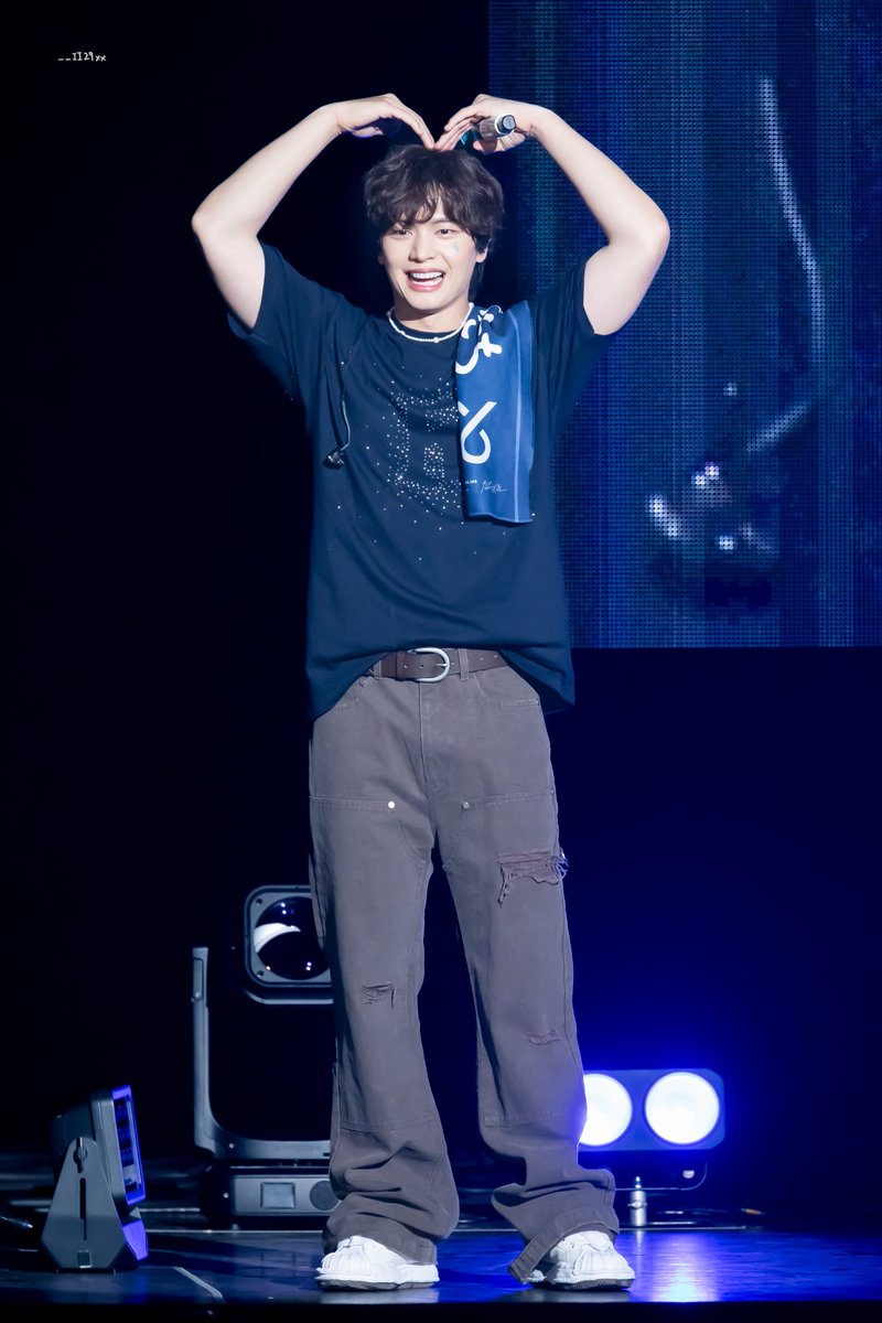 __II29xx's tweet image. 251204 たったひとつの物語 東京

🫶🏻👌🏻

#육성재 #비투비 #ユクソンジェ