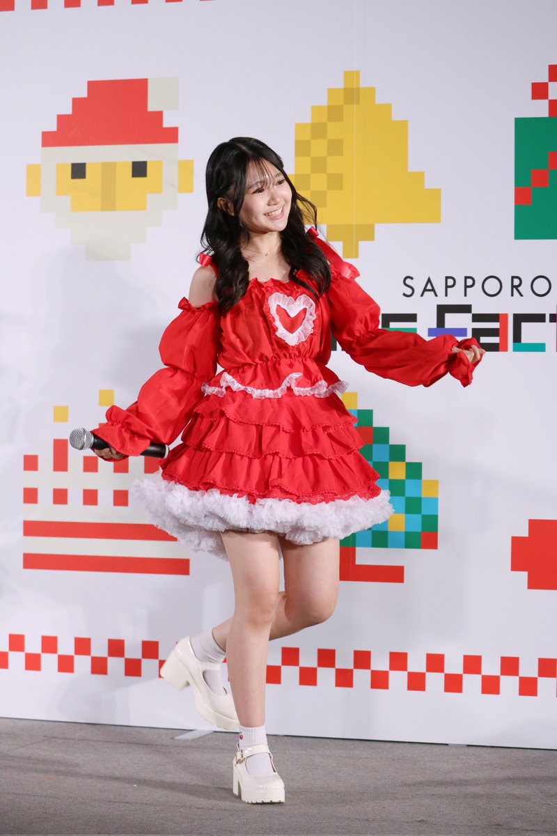 takataka_fs50's tweet photo. 2025/12/01 SAPPORO FACTORY WEEKDAY LIVE アクターズスタジオ北海道本部スターゲート校 888~Angel Number~ ① 🎅👸👸🎁
#アクターズ札幌 #888AngelNumber #中川琉梨音 #斉藤彩乃 #サッポロファクトリー https://t.co/jGCECejBoh