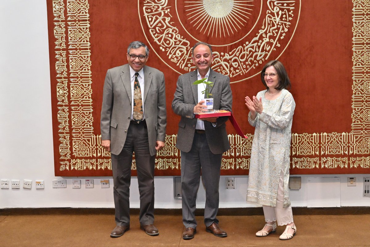 The IGHD Annual Conference 2025 has concluded — but the push for climate resilience is only beginning.

From coastal risk to heat-safe housing and health systems, experts shared solutions Pakistan needs now.
Evidence → Policy → Action.

Read more:

Message from His Highness: