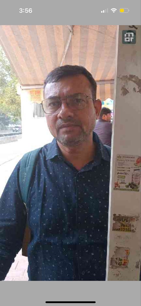 gauravr10305146's tweet photo. Kotak agent who is coming without card without calling and he is involving my neighbour in this personal loan things. Please terminate this man and his collection officer Vikas Moti Nagar branch @KotakCares @udaykotak @KotakBankLtd @RBI

Pl: SPLN8065, SPLN0083 https://t.co/Um70ovbzBd