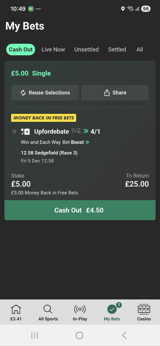 Rockhopper 🤘🐧 tweet media