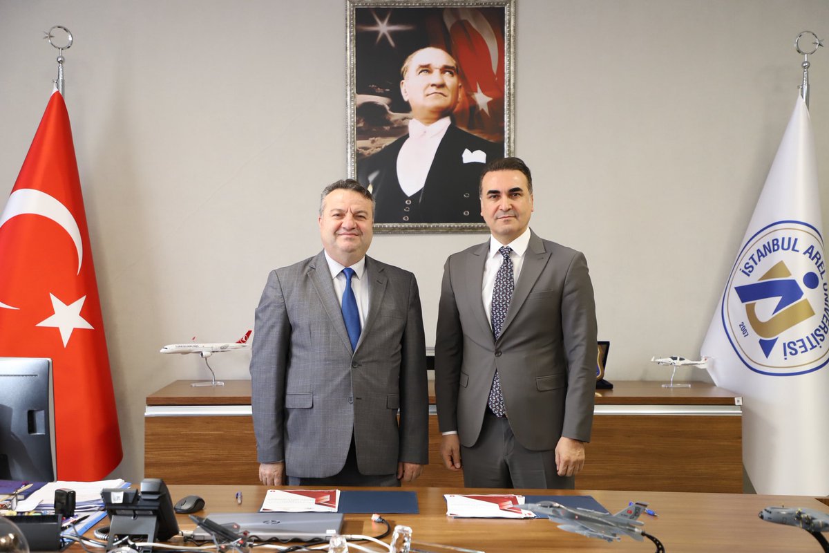 arel_aday's tweet photo. İstanbul Arel Üniversitesi ve Esenyurt İlçe Milli Eğitim Müdürlüğü arasında “Eğitimde İş Birliği Protokolü” Rektörümüz Sayın Prof. Dr. Ersin GÖSE ve İlçe Milli Eğitim Müdürü Sayın Tayfun ÖZYOLCU tarafından imzalanmıştır. 

Hayırlı olması dileğiyle… https://t.co/SEw7qkcAlj