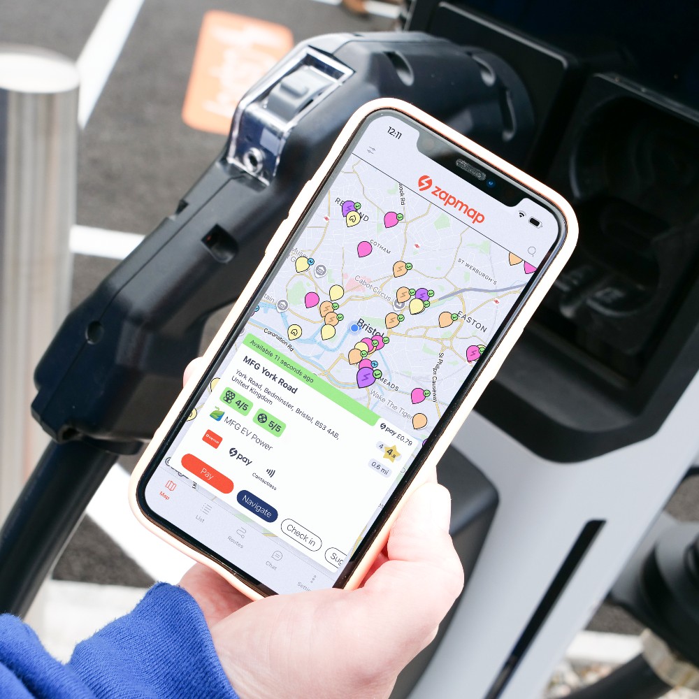 zap_map's tweet image. 🤩 We&apos;ve made it even easier to find charge points where you can pay with ease.
⚡Charge points with a lightning bolt show you where you can start &amp;amp; pay for your EV charge directly in the app or with the Zapmap charging card.
Get your charging card here⤵️ 
bit.ly/4oaGEX0