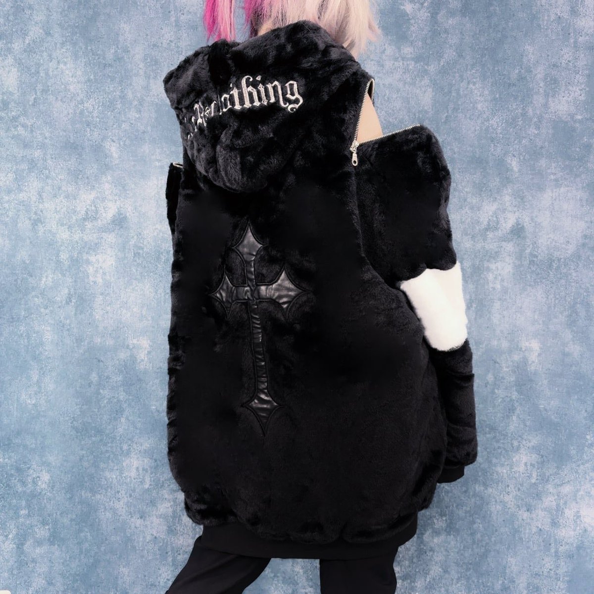 🚫新作商品案内🚫 切替スリーブギミック 超ふわもこファーアウター