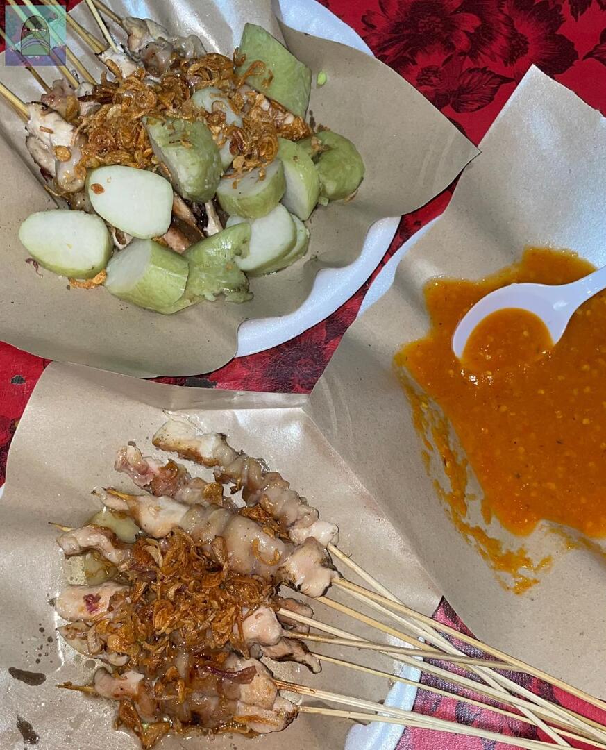 💚 kadang gua mikir ya uda yatim, ga punya pacar, ga punya temen main, adek judol, gaji pas pasan, idup di negara kek gini, sebenernya idup buat apa? sate taichan.