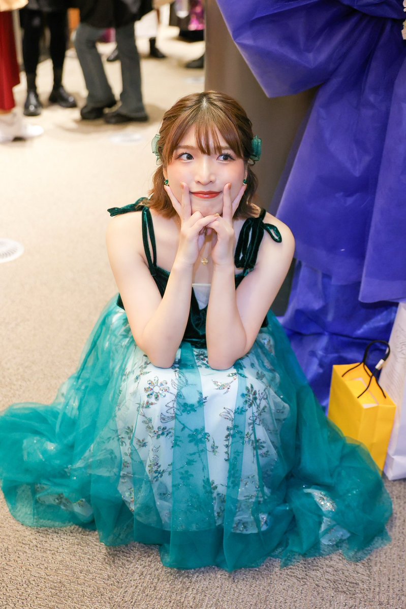 arikachin's tweet photo. #サンラグ

今回メインの曲はかずはちゃんとアナと雪の女王の『お祝いの鐘』を歌いました🎵　
ダンサーの皆様が可愛かった〜🥹❄️

あと『だれにだってお誕生日』も🎂
楽しかったなぁ🥹

皆様楽しんでいただけましたでしょうか🎄✨
次回も出演できますように🤍

ありがとうございました❣️ https://t.co/ntrkfZO3UR