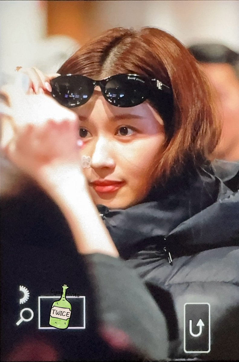 Cyan Hints tweet media