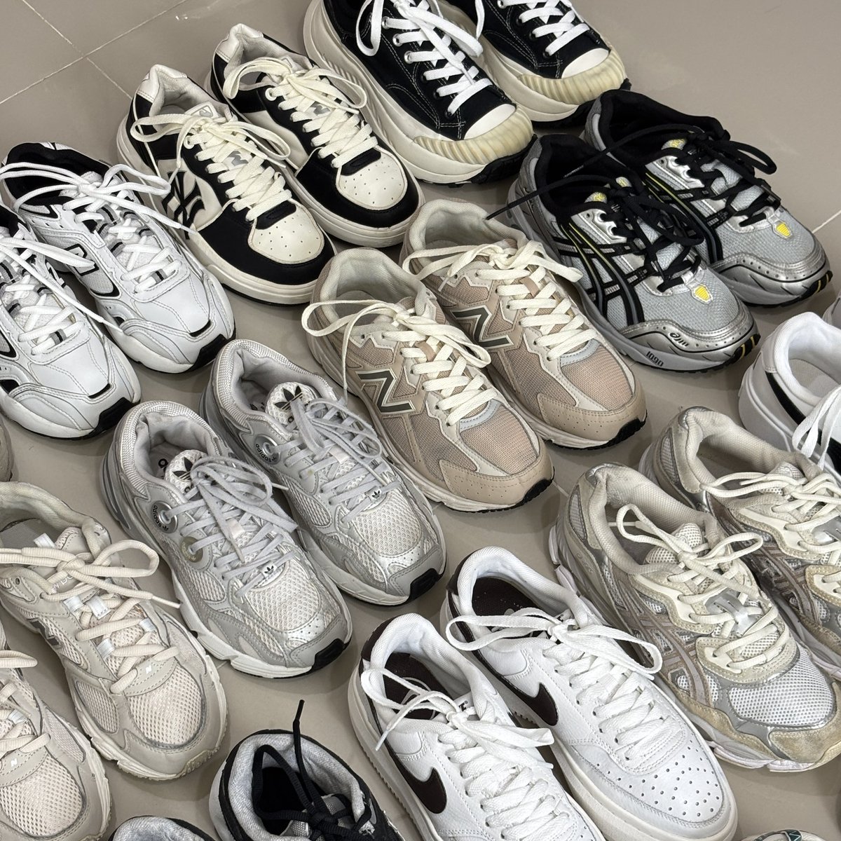 PimnadaYok's tweet image. ลงงานวันเสาร์ [ 6 Dec. 16:30 ] 🍒
( รองเท้าส่งฟรี🚛 Size : 36.5-39.5 )
📌ปัก+รี ลด 5฿ (แคป)
พื้นที่ห่างไกล/ท่องเที่ยว+40
อ่านกฎทางร้านในเมนชั่นก่อนสั่งซื้อนะคะ🎀

#ส่งต่อรองเท้า #ส่งต่อรองเท้ามือสอง #รองเท้ามือสอง #รองเท้ามือสองของแท้ #ส่งต่อ #รองเท้ามือ2