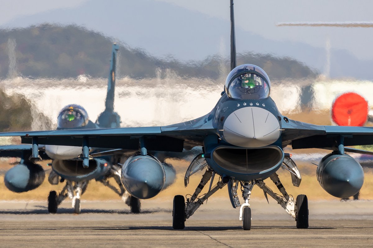 RJDM_Photo's tweet image. 築城基地航空祭予行

F-2タキシーバック