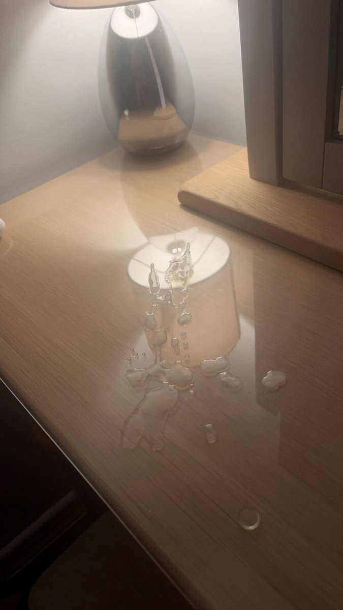 OnlyBoyLeft tweet media