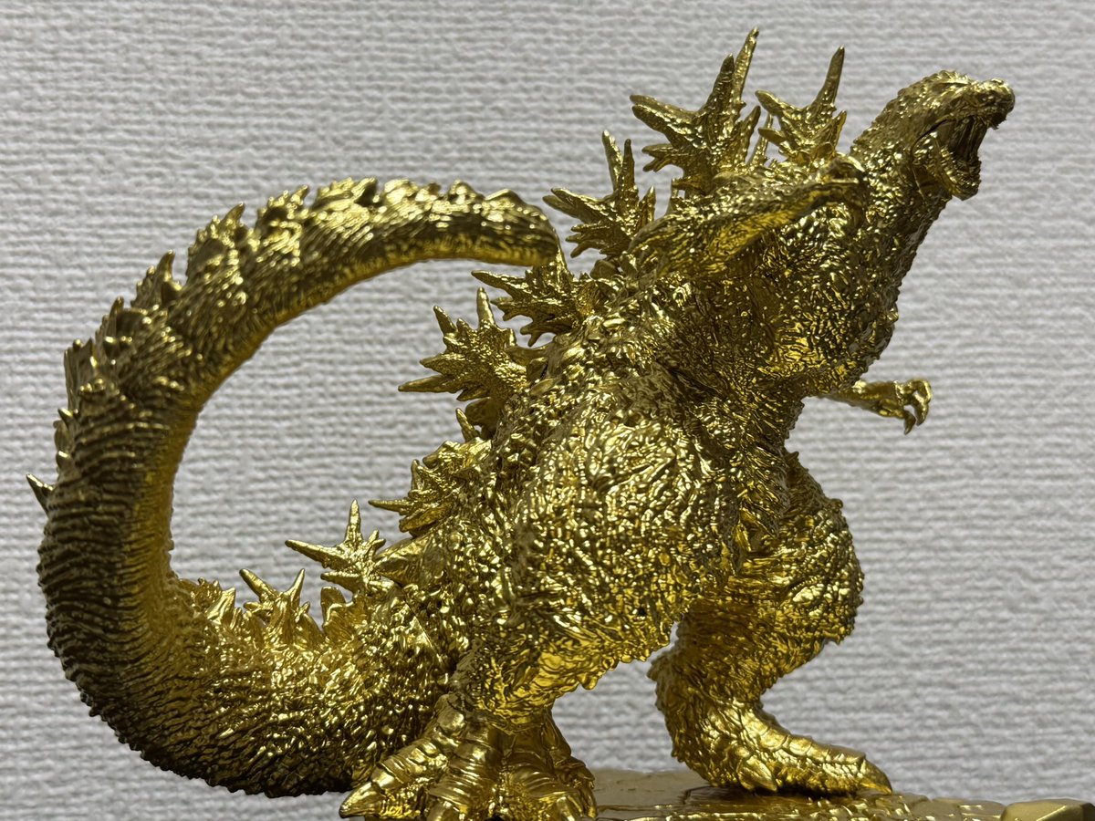 SE ドンキホーテ限定 ゴジラ(2023) DESKTOP MONSTER DESKTOP MONSTER ゴジラ(2023) ドンキ限定 ゴールドVer. シルバー Ver