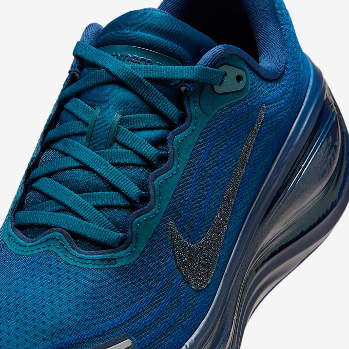 snkr_twitr's tweet photo. AD: ALMOST LIVE
Swarovski x WMNS Nike 'Blue Force' Collection 

-  SNKRS US
Pegasus Premium https://t.co/K4lHgLolSN
Vomero Plus https://t.co/lhrptVM3D5

- Hibbett
Pegasus Premium https://t.co/E8616mjSBj
Vomero Plus https://t.co/GBP7RGa8Ft

- Finishline
Pegasus Premium https://t.co/61sRGWTDhT
Vomero Plus https://t.co/fGqSpypz8Z

- JDsports
Pegasus Premium https://t.co/ydozOXSlaG
Vomero Plus https://t.co/3X0OIytVsd

DSG *App Only (direct links in case they go live)
Pegasus Premium https://t.co/e5B9bihLAe
Vomero Plus https://t.co/ToM6WVC83P