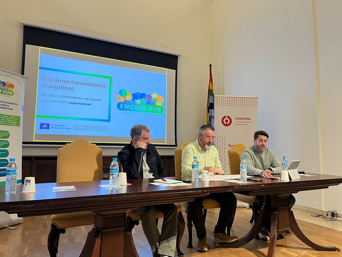 itenergia's tweet photo. En el Día de las Comunidades Energéticas @concoval, presentamos servicios y herramientas del #ENCOMHUB para impulsar y profesionalizar las CE. @GVAivace @EU_Commission #Legacoop #AgenziaEnergiaSviluppoSostenibile @auvergnerhalpes #AURAEE #FedCoopElec #AlterAlsaceEnergies #Lerésea https://t.co/7pDeh8pEAr