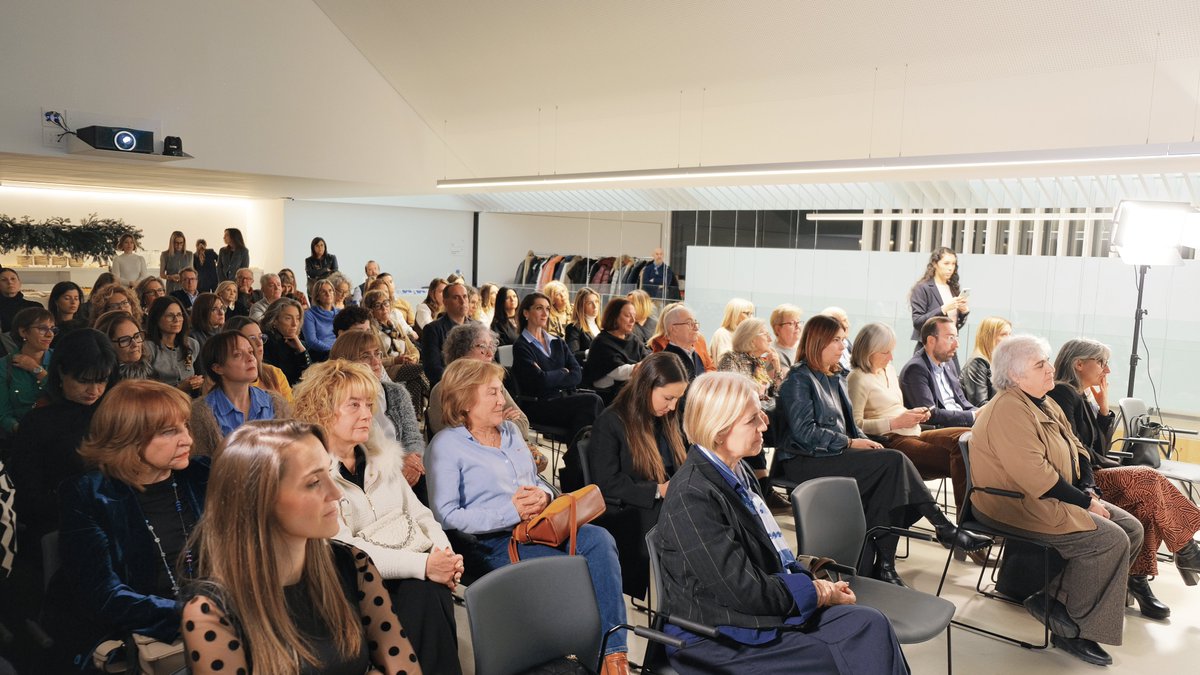 Associació Professional d'Empresàries Ap! Lleida tweet media