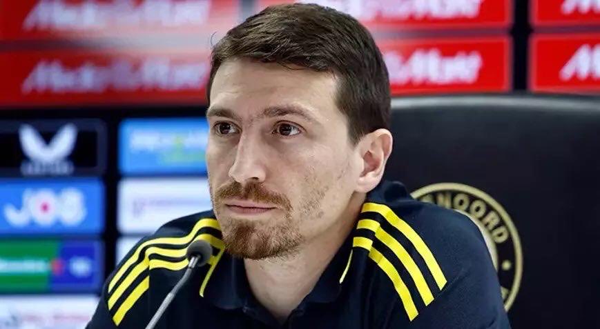 Mert Hakan’a yapılan bir kompastı fetücu lar tarafından .