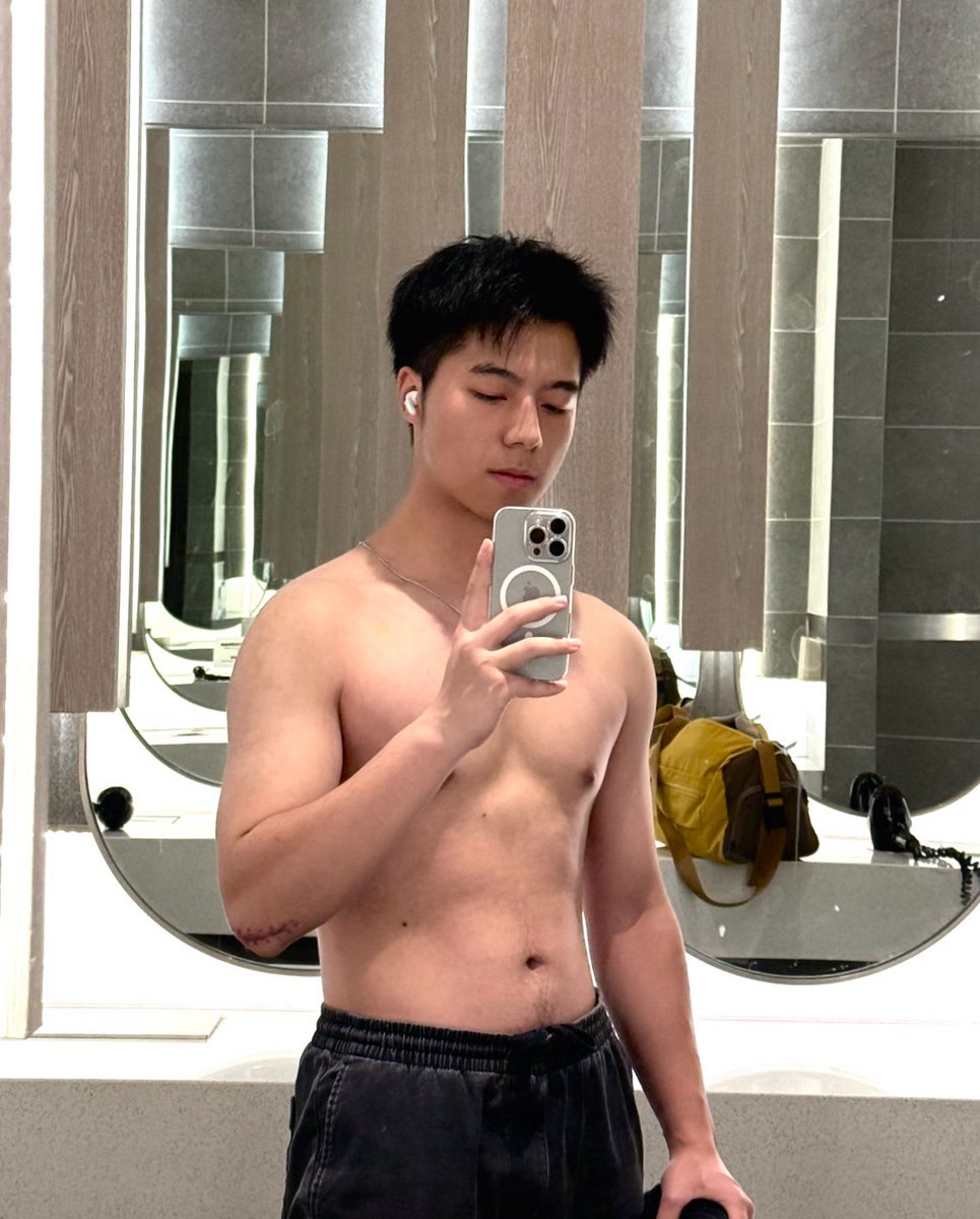 _buzzbu22's tweet image. 2026继续加油吧