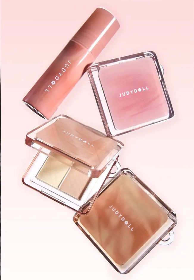 JUDYDOLLのミニがファミマで買えて2aNのミニがセブンで買えるだと