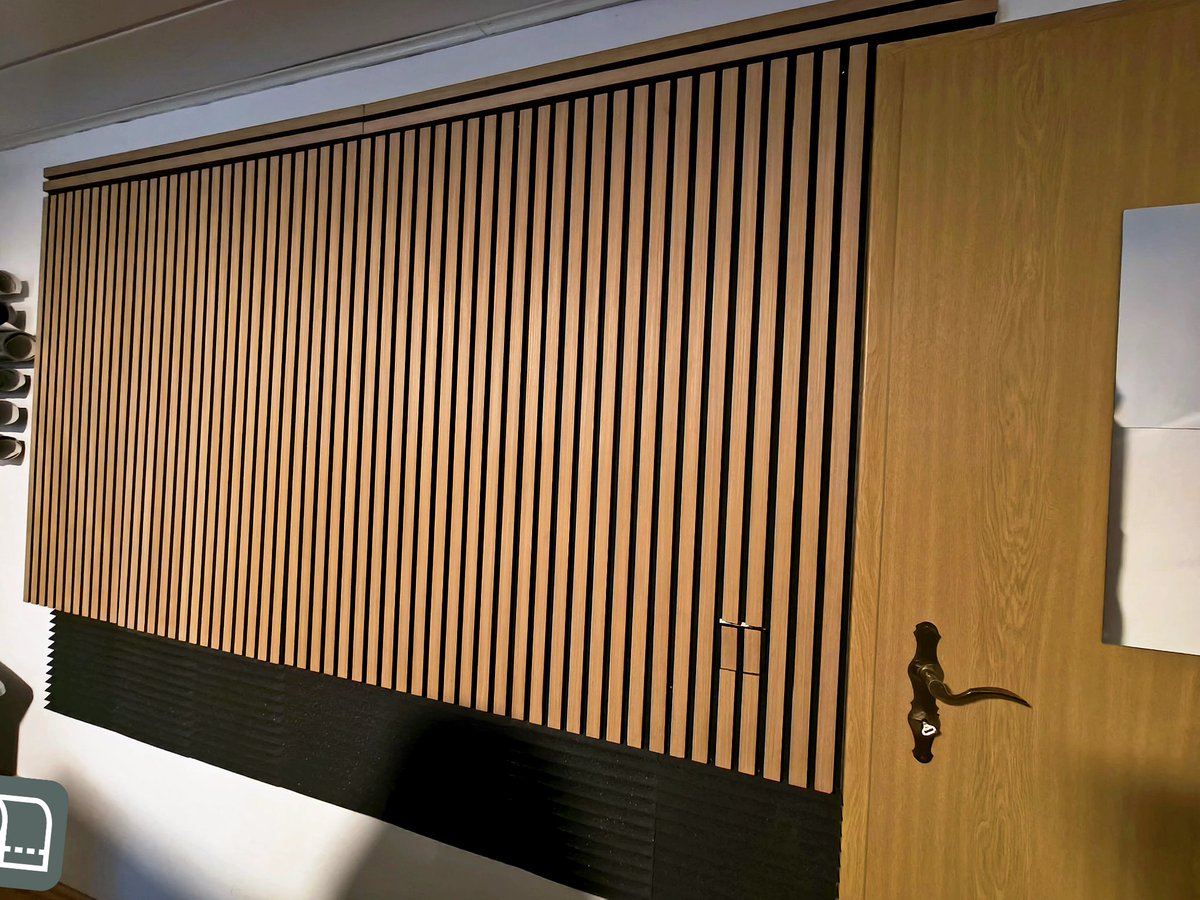 Hab nach fast 4 Jahren mein Provisorium mal gegen was richtiges getauscht.