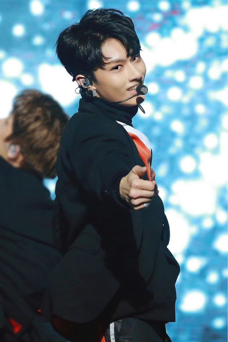 BOOM BOOM  Showcase

16/12/05 #준 #JUN <a href="/pledis_17/">세븐틴(SEVENTEEN)</a>