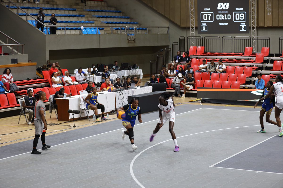 ferwabaRW's tweet photo. Rwanda clinches its second win at the FIBA 3x3 Africa Cup 2025 Women’s Championship, defeating Kenya 15–12!
Congratulations, ladies! 🎉🇷🇼
#WinForRwanda
#3x3AfricaCup https://t.co/W0GTNuH4wo