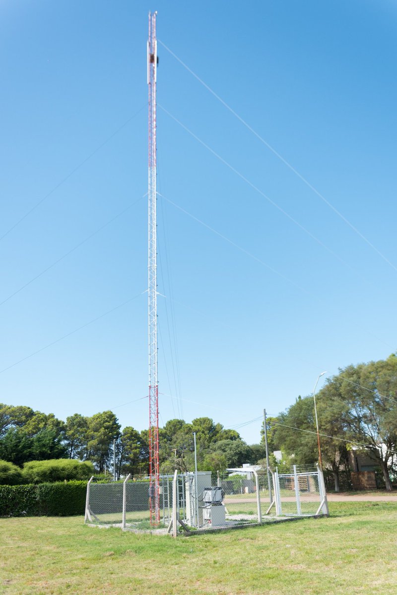 🌐📱 Dorila ya tiene señal de celular

📡 La nueva torre 4G garantiza llamadas y navegación móvil para toda la localidad y mejora la conectividad en el acceso a Agustoni y en la Ruta Provincial 1.
👇  

<a href="/ZiliottoSergio/">Sergio Ziliotto</a>
<a href="/acurciarello/">Antonio Curciarello</a> 
<a href="/azulueta17/">Andrés Zulueta</a>