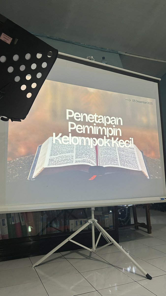 Jovian, Ir. tweet media