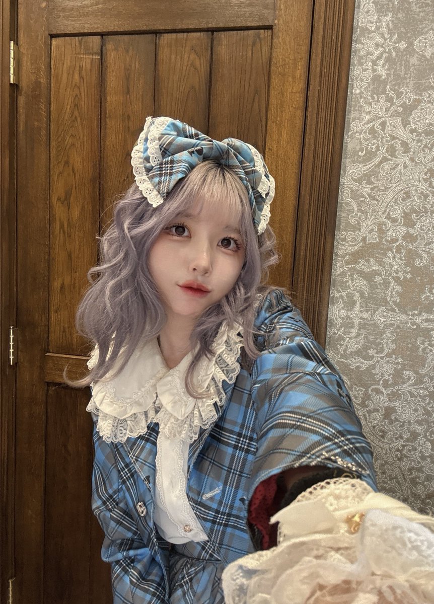 豪華な表紙に...!!
三倉以愛の名前も入ってます💕

雑誌merveillevol.006 予約始まりました☟