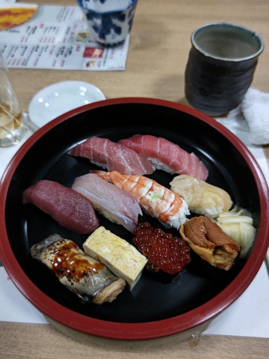 ddssrw2's tweet photo. ミーティング後の食事会。 https://t.co/kCpBo94fko