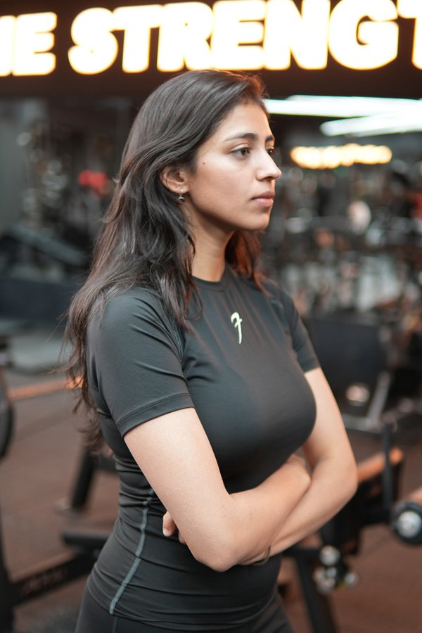 G7Zvhgxb0AA99Ne?format=jpg&name=900x900