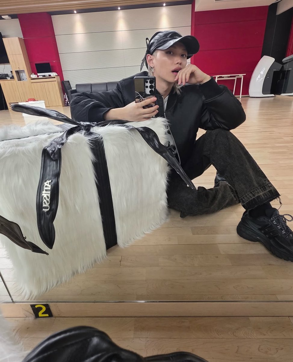 たくさんの愛を贈られてるピリさん💝 #StrayKids #Felix #フィリックス