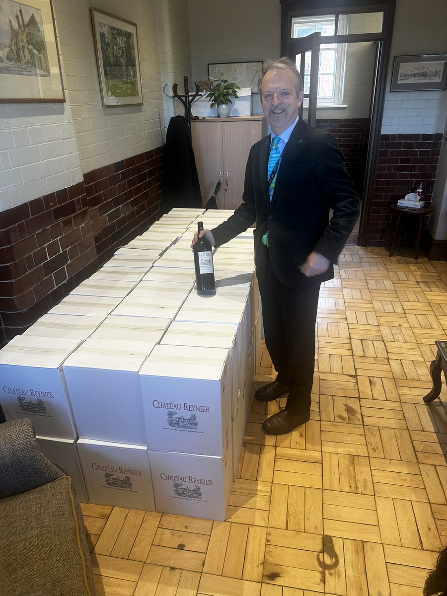 Douglas Robb tweet media